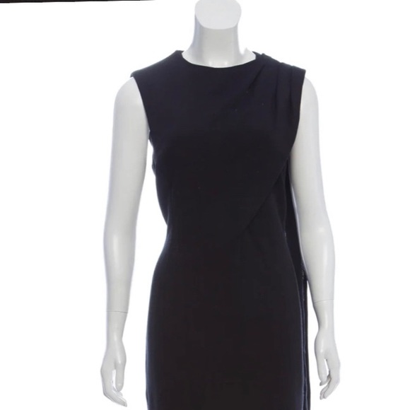 Dress - Picture 4 of 4